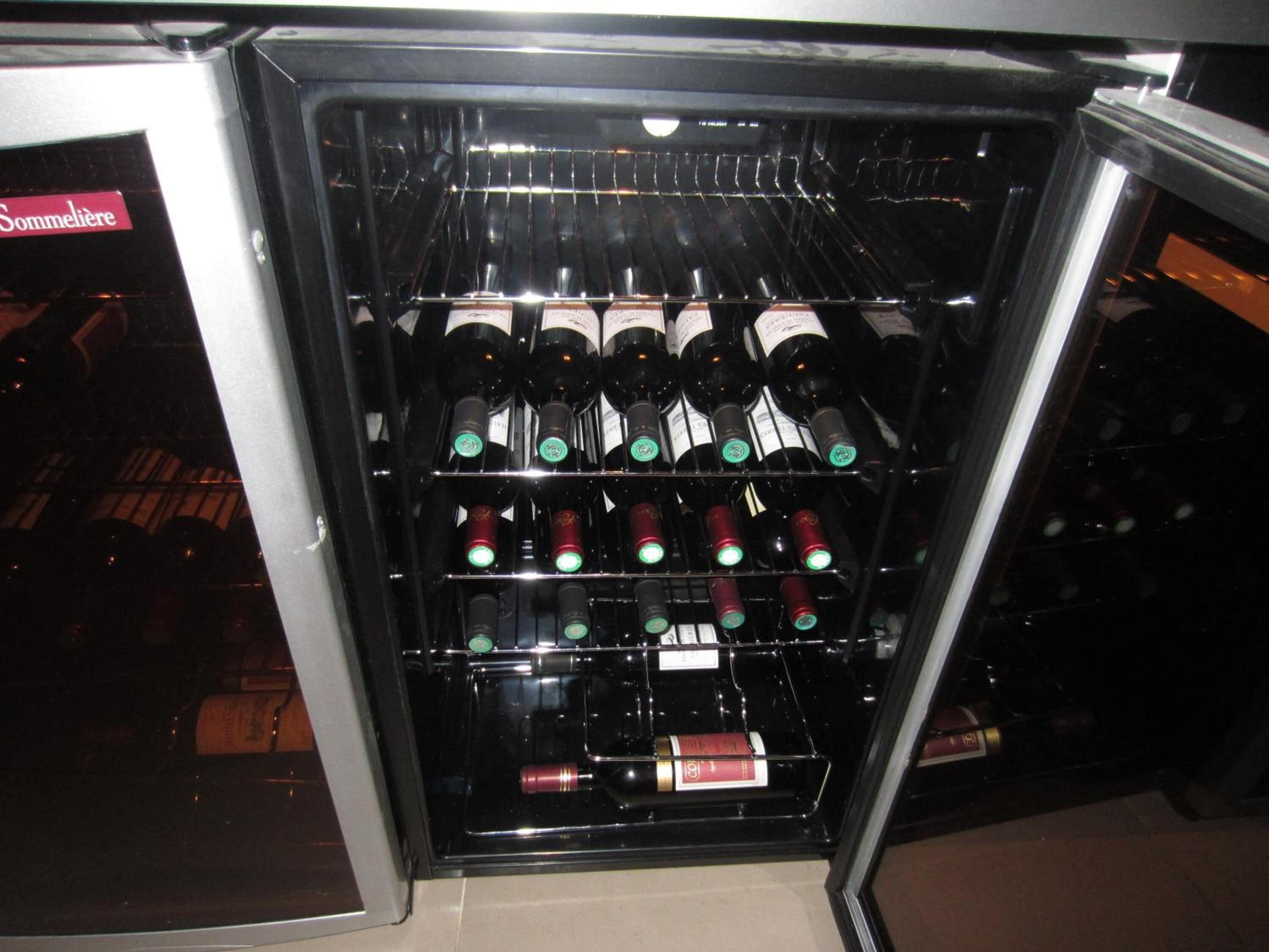 Margaux Opéra Montmartre Hotel 3*