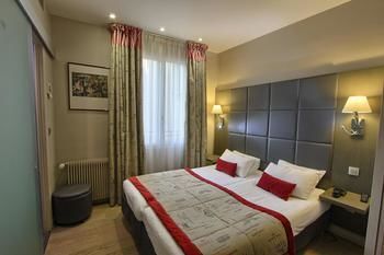 Margaux Opéra Montmartre Hotel 3*