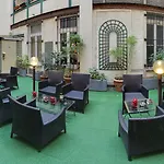 Villa Margaux Opera Montmartre