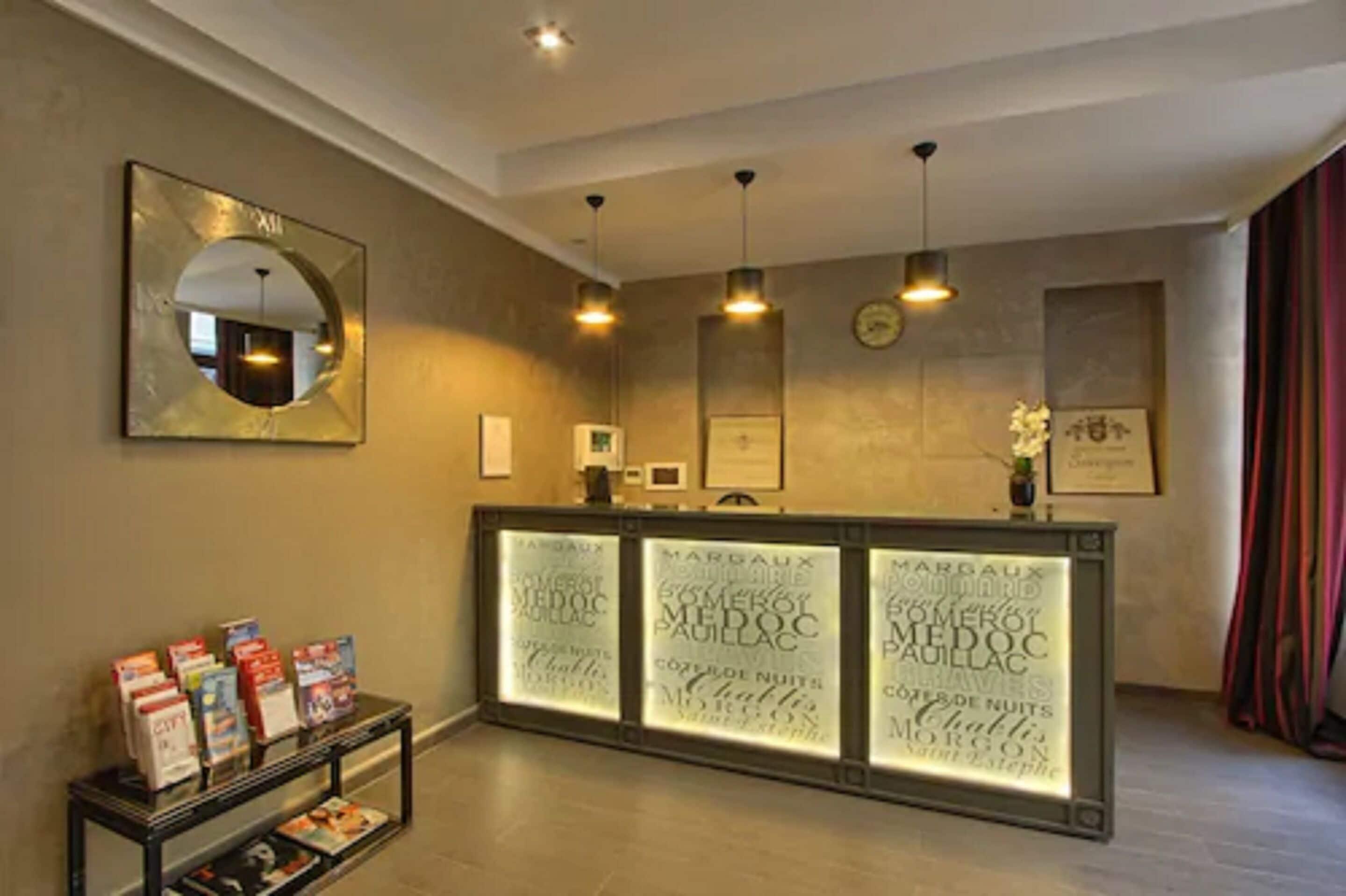 Margaux Opera Montmartre Hotel 3*